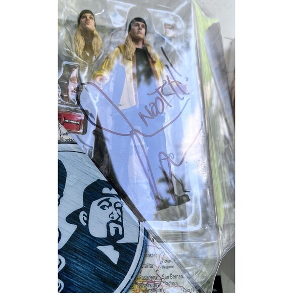 Jay & Silent Bob Strike Back Figure DST Autographed Kevin Smith Jason Mewes - Picture 4 of 11